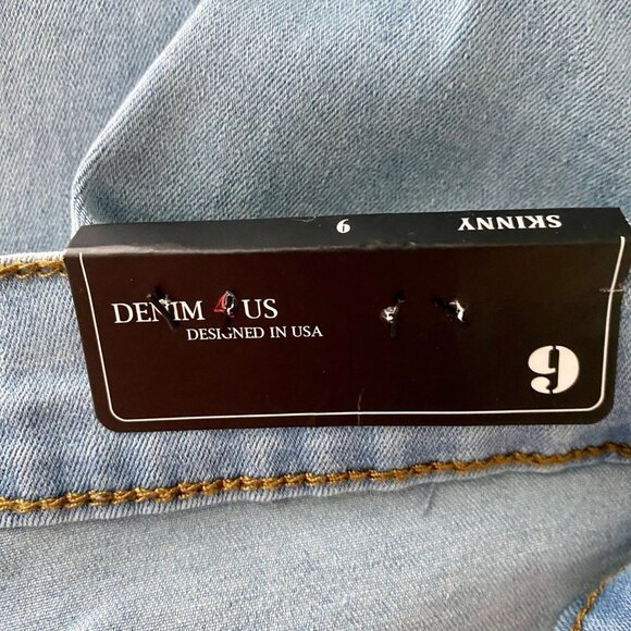 Denim 4 US Skinny Jeans Embroidered Snake and Roses Size 9 NEW - Picture 6 of 8